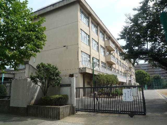 昭島市立瑞雲中学校 昭島市立瑞雲中学校