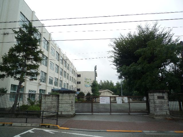 福生市第5小学校 福生市第5小学校