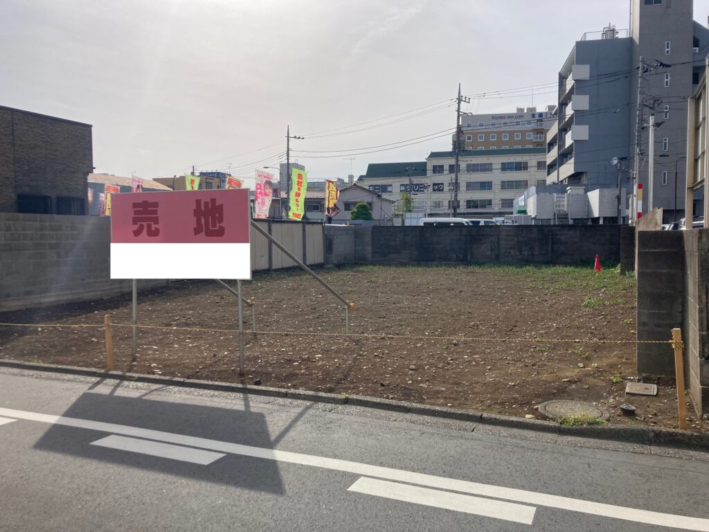 販売現地