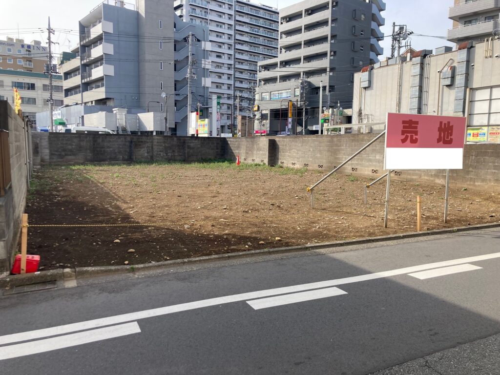 販売現地